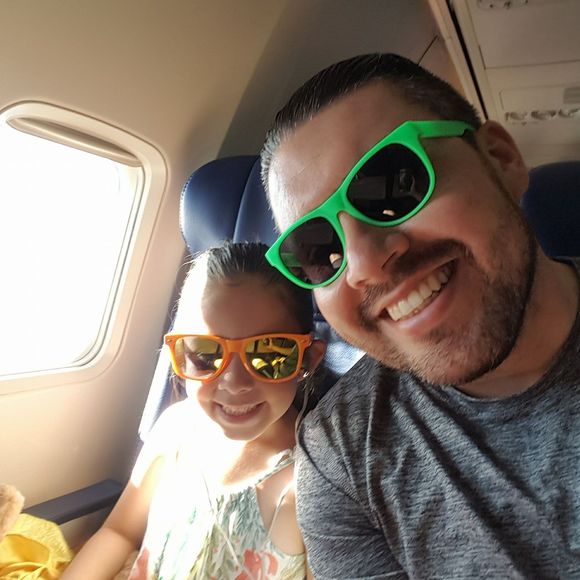 Meet your Posher, Luis - Picture 1 of 1